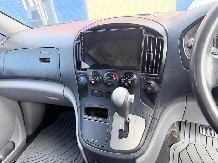 2013 Hyundai iLoad TQ2-V MY13 Creamy White