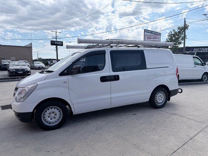 2013 Hyundai iLoad TQ2-V MY13 Creamy White