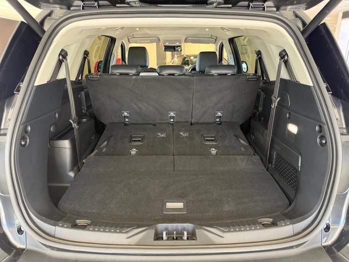 2025 Ford Everest Trend
