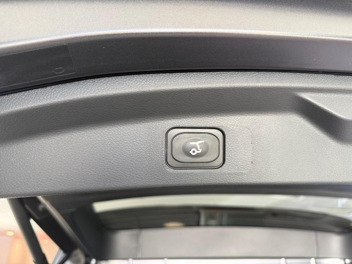 2025 Ford Everest Trend