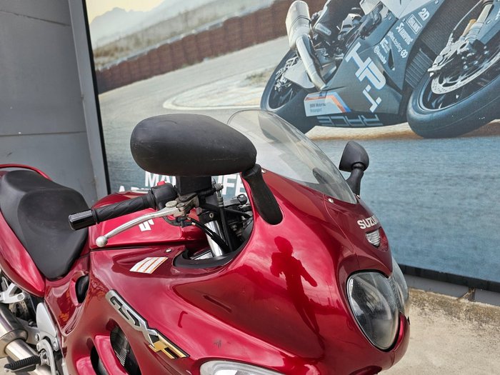 2006 Suzuki GSX750F Red