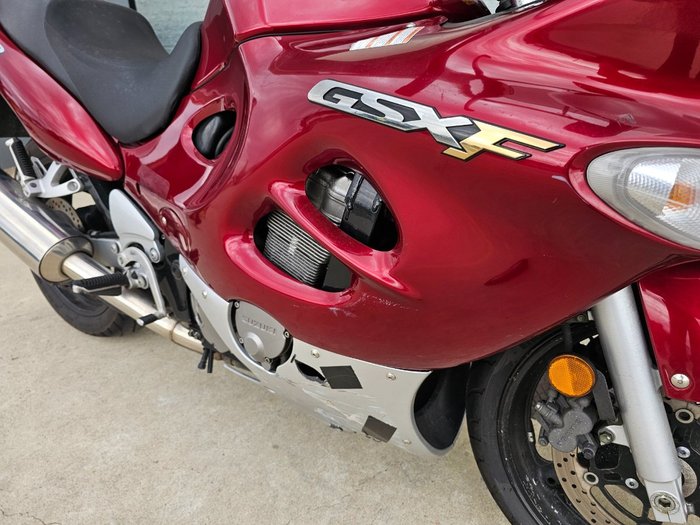 2006 Suzuki GSX750F Red