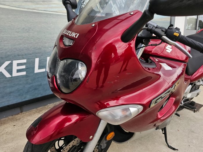 2006 Suzuki GSX750F Red