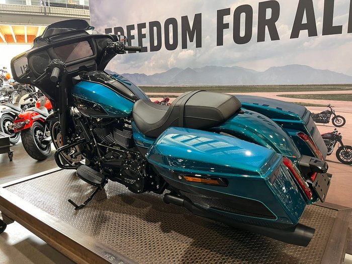 2026 HARLEY-DAVIDSON FLHX STREET GLIDE (117)