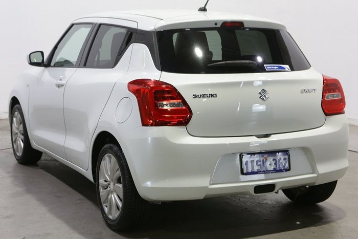 2019 Suzuki Swift GL Navigator