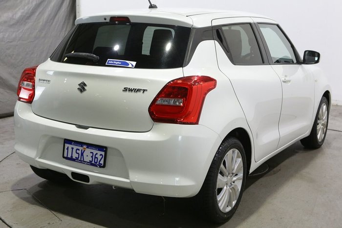 2019 Suzuki Swift GL Navigator