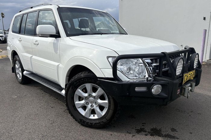 2019 Mitsubishi Pajero