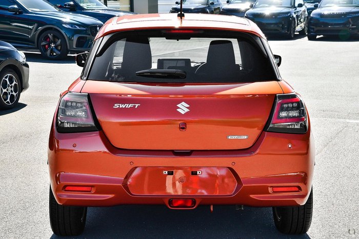 2026 Suzuki Swift Hybrid GLX