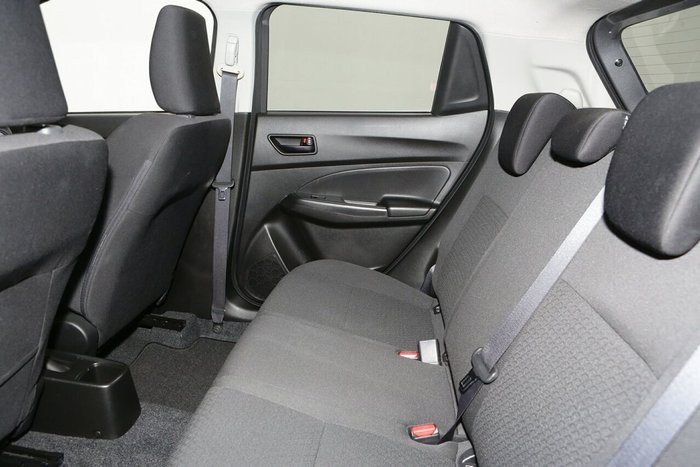 2019 Suzuki Swift GL Navigator