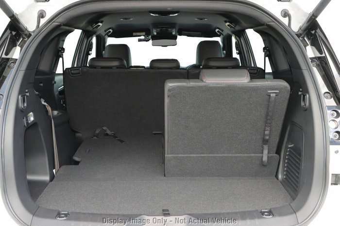 2025 Isuzu MU-X X-TERRAIN