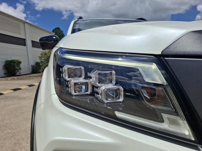 2023 Nissan Navara PRO-4X D23 MY23 4X4 Dual Range White Pearl