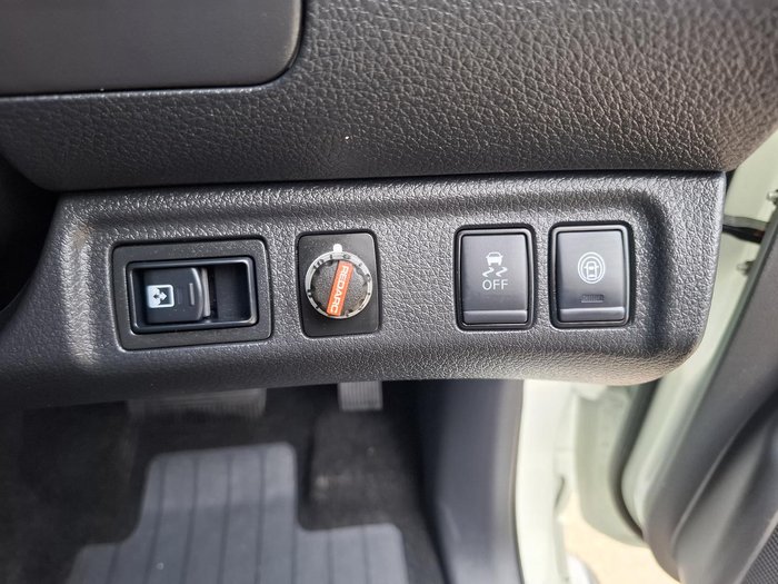 2023 Nissan Navara PRO-4X D23 MY23 4X4 Dual Range White Pearl