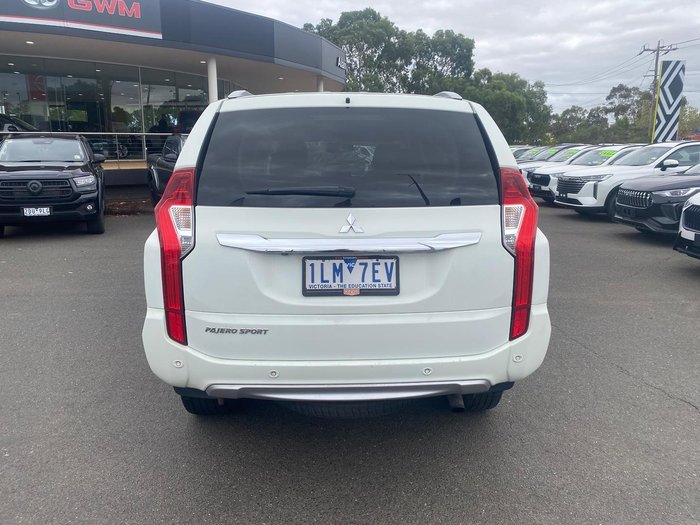 2016 Mitsubishi Pajero Sport GLS