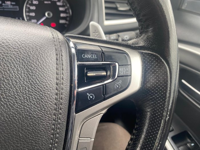 2016 Mitsubishi Pajero Sport GLS