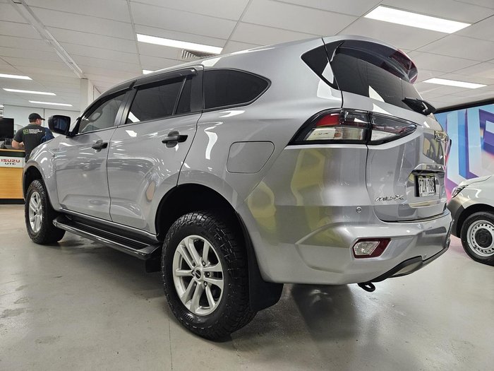 2022 Isuzu MU-X LS-M