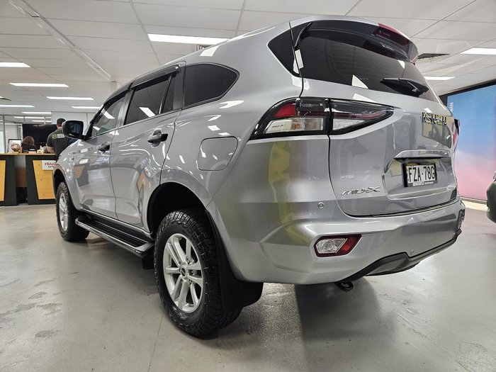 2022 Isuzu MU-X LS-M