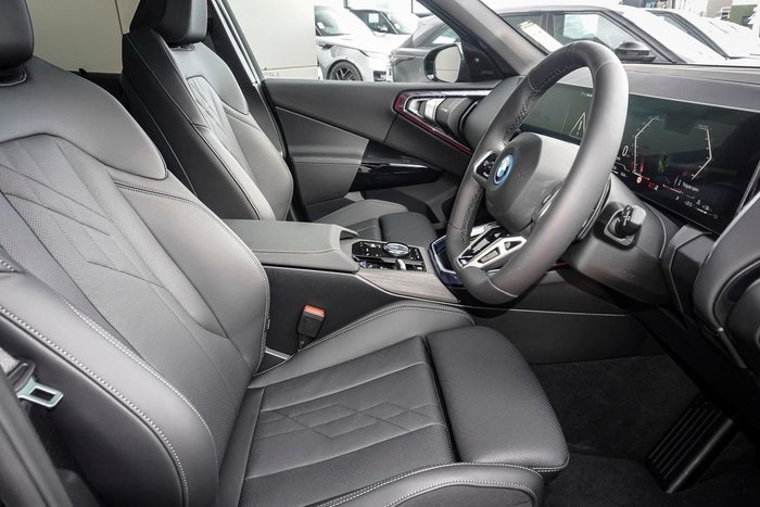 2025 BMW X3 30e xDrive