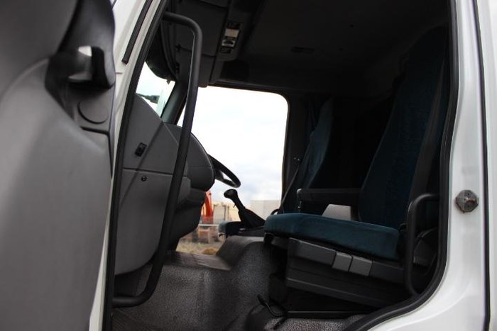 2017 DAF Lf 280 FA WHITE