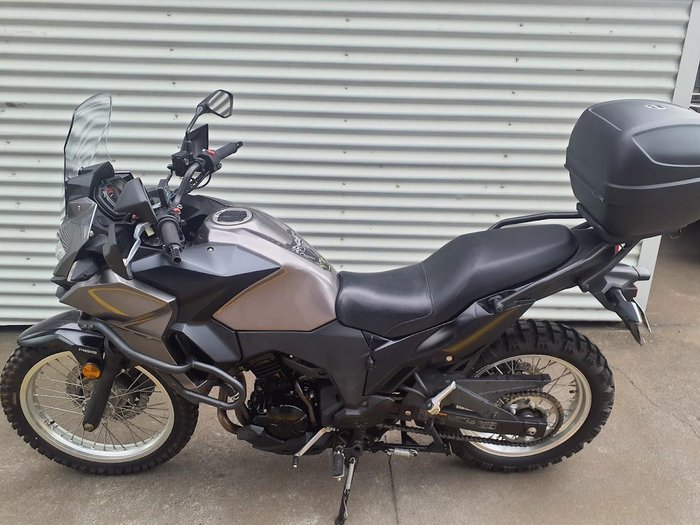 2017 Kawasaki Versys-X 300 (KLE300C) Versys Grey