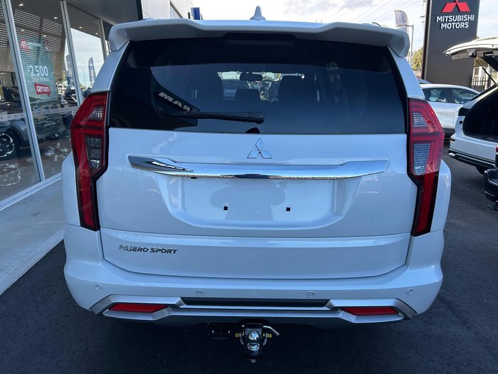 2024 Mitsubishi Pajero Sport Exceed