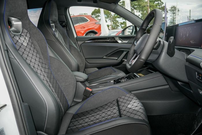 2025 Volkswagen Tiguan 150TSI R-Line