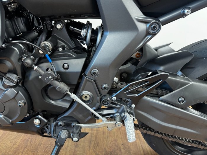 2021 Yamaha YZF-R7LA Black