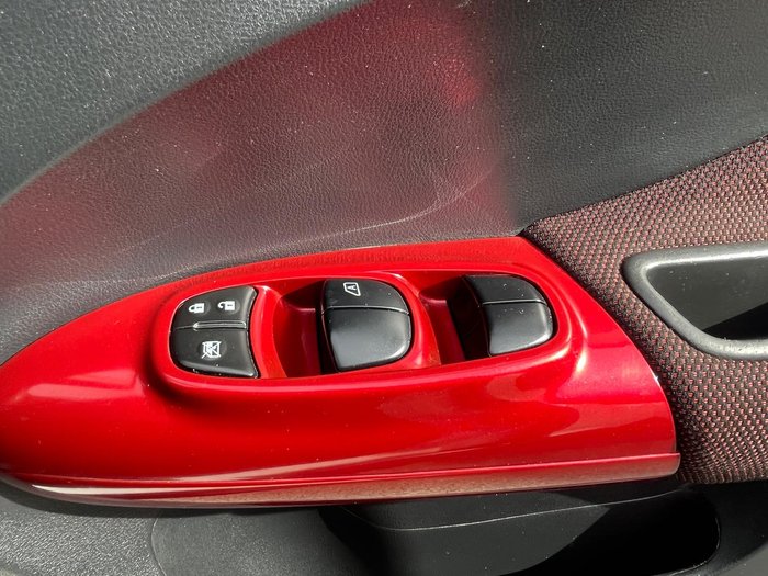 2015 Nissan JUKE ST
