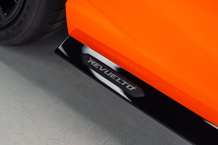 2025 Lamborghini Revuelto 744 MY24 AWD Arancio Apodis