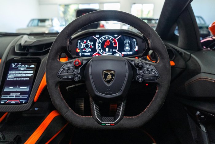 2025 Lamborghini Revuelto 744 MY24 AWD Arancio Apodis