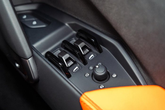 2025 Lamborghini Revuelto 744 MY24 AWD Arancio Apodis