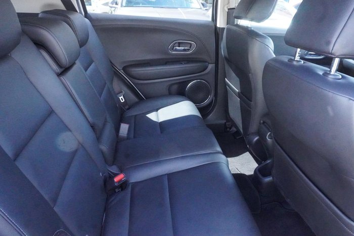 2015 Honda HR-V VTi-L