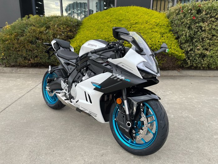 2025 CFMOTO 2025 CF Moto 650CC 675SR-R ABS NEBULA WHITE