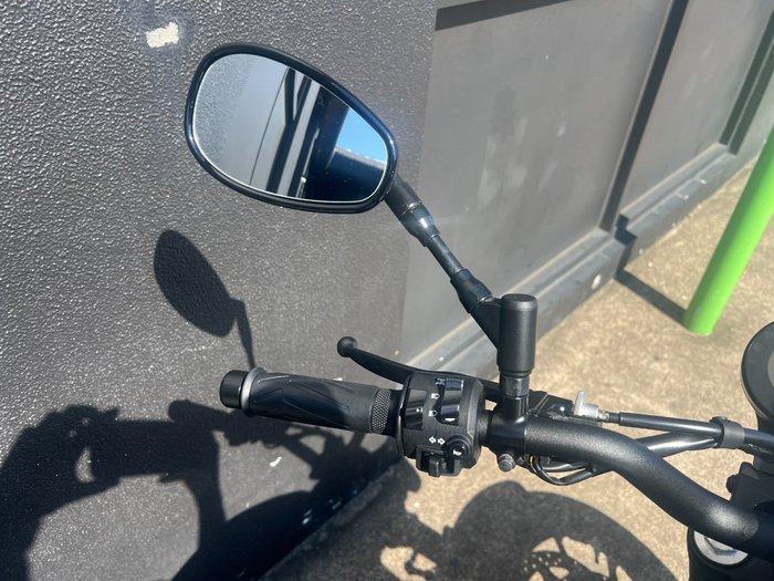 2023 Yamaha XSR700 BLACK