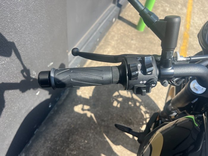 2023 Yamaha XSR700 BLACK