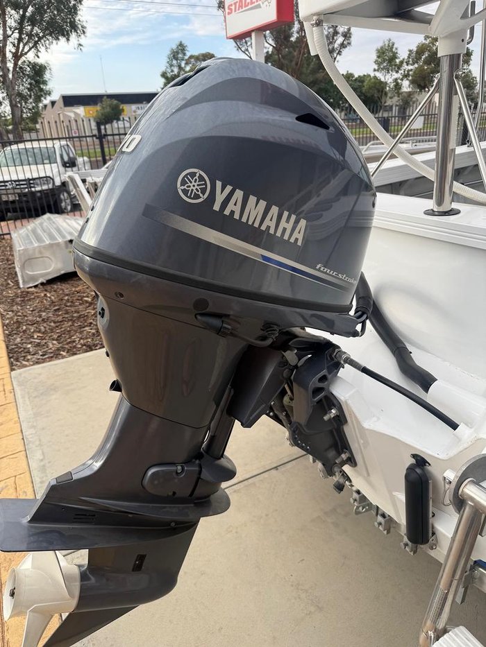 2023 QUINTREX 450 Fishabout