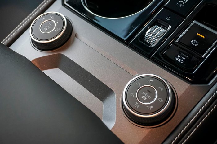 2025 Volkswagen Touareg 210TDI R-Line