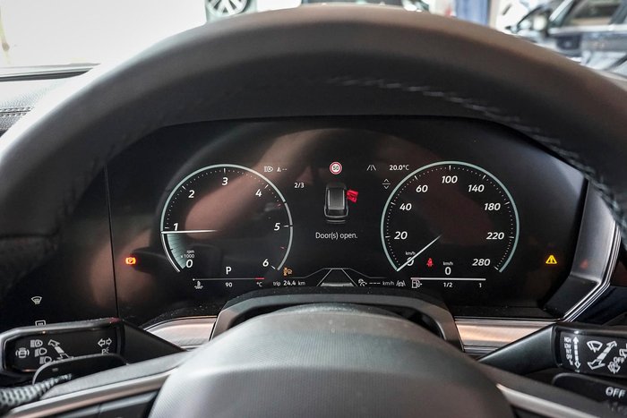 2025 Volkswagen Touareg 210TDI R-Line