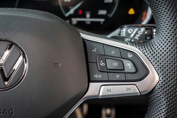 2025 Volkswagen Touareg 210TDI R-Line