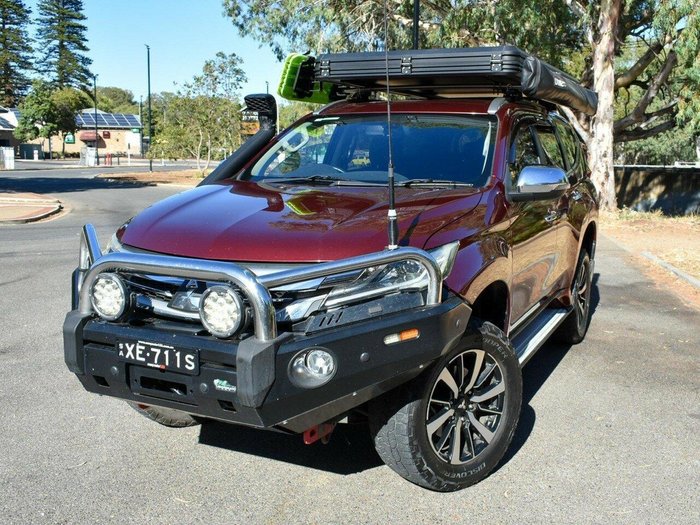 2016 Mitsubishi Pajero Sport GLS