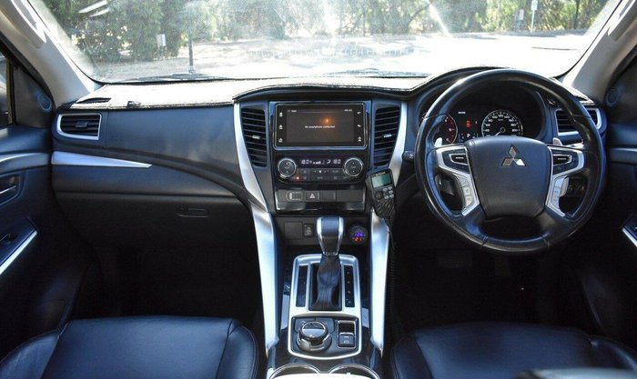 2016 Mitsubishi Pajero Sport GLS