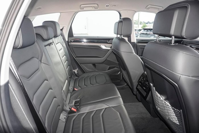 2025 Volkswagen Touareg 170TDI