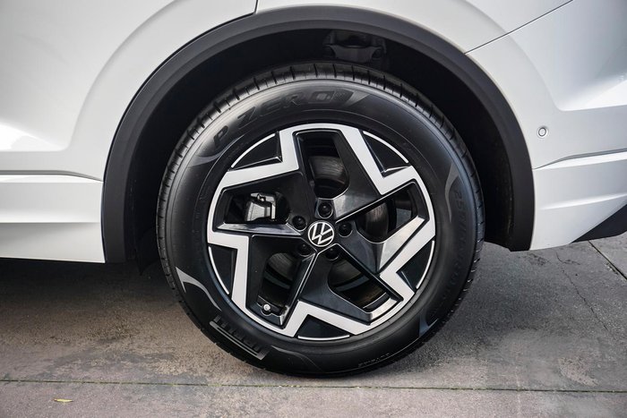 2025 Volkswagen Touareg 170TDI