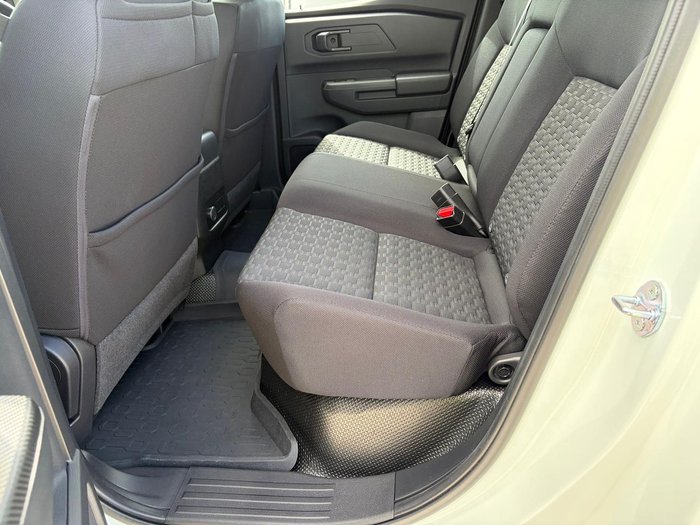 2025 Mitsubishi Triton GLX