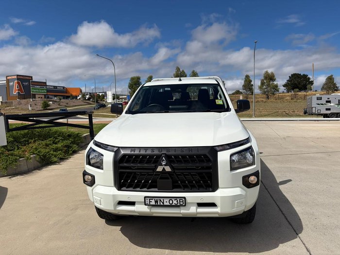 2025 Mitsubishi Triton GLX