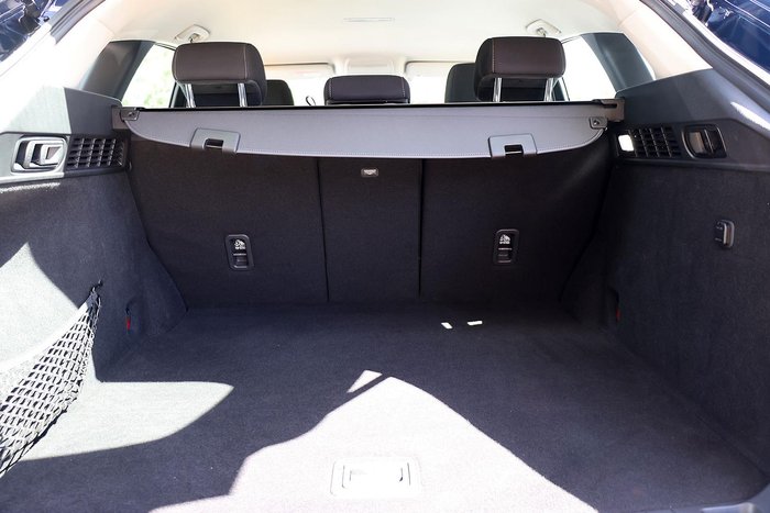 2025 Mazda CX-60 G40e Pure