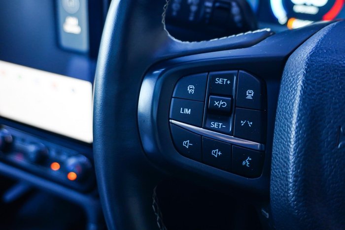 2024 Ford Everest Platinum