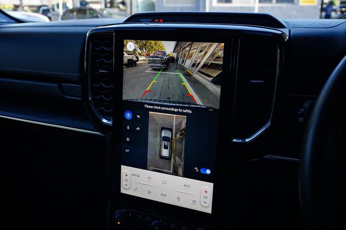 2024 Ford Everest Platinum