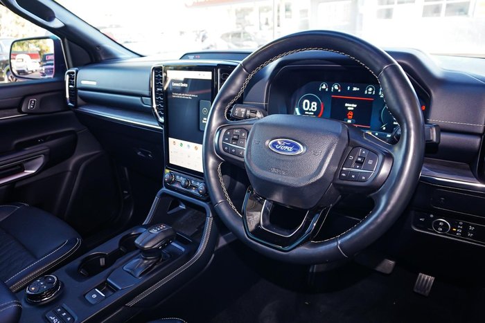 2024 Ford Everest Platinum