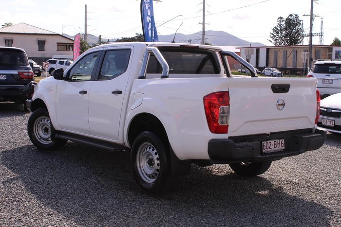 2021 Nissan Navara SL
