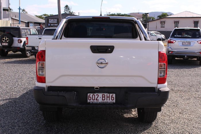 2021 Nissan Navara SL